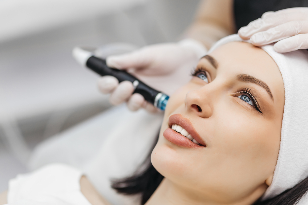 Depositphotos_666446564_S